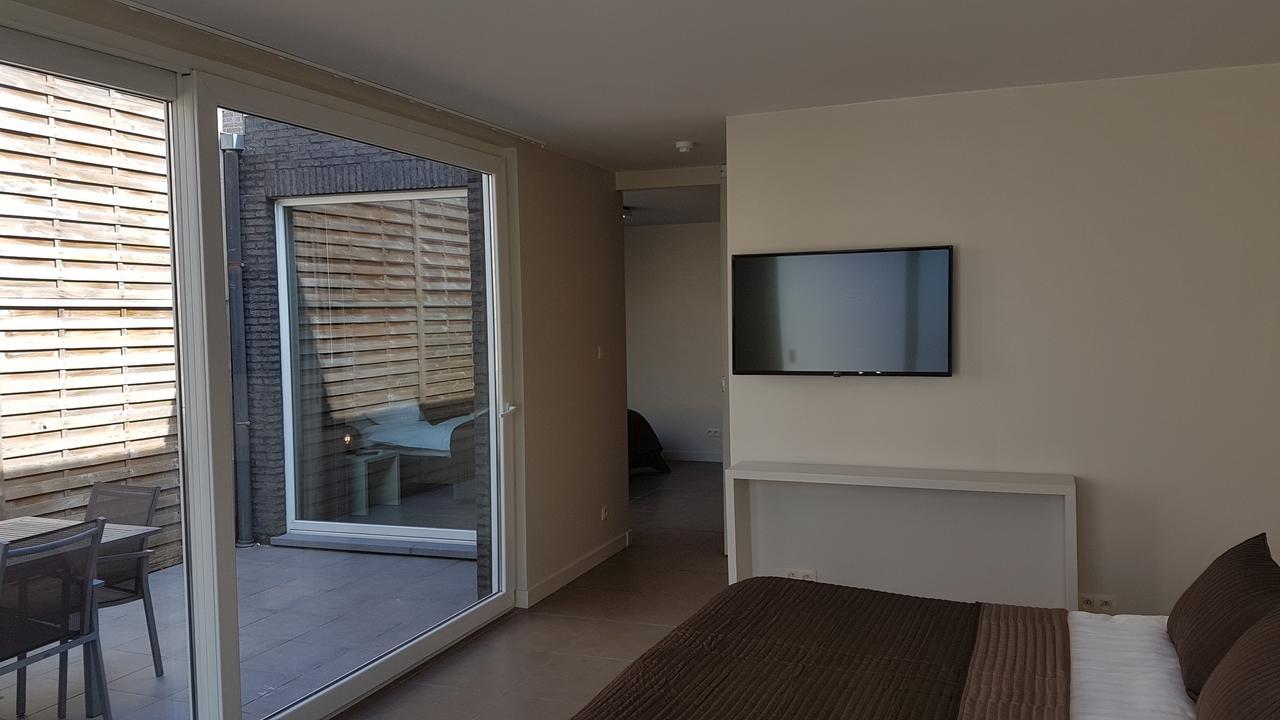 B&B Charles Cabour De Panne Bagian luar foto